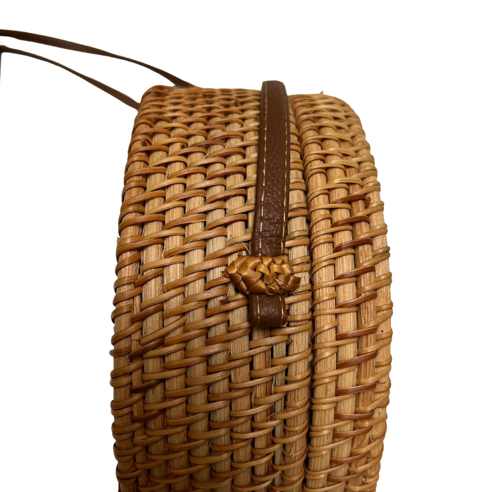 BOLSA BÚZIOS RATTAN CAFÉ